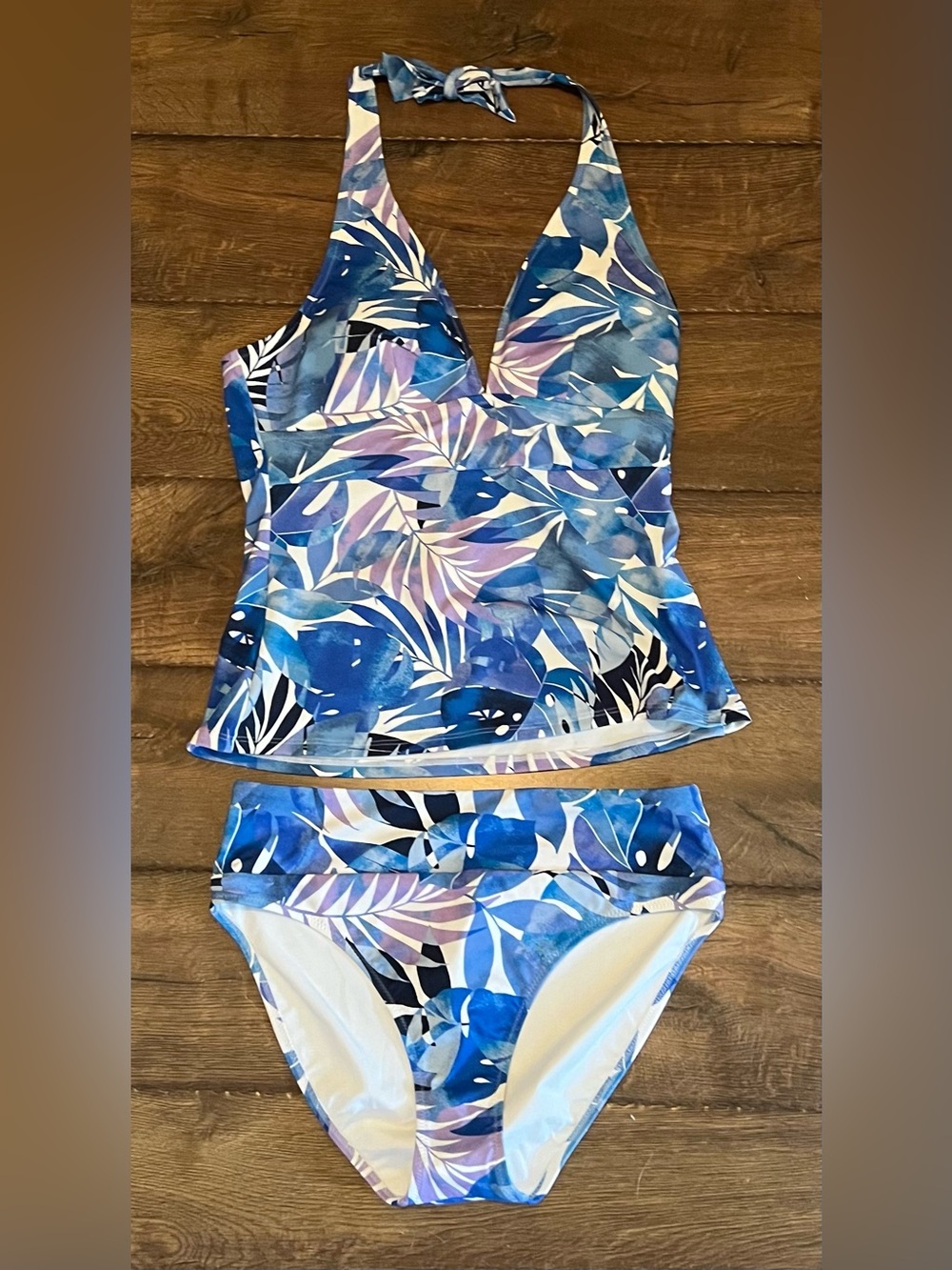 Tommy Bahama Blue, Navy & Lilac Tropical Swim Tankini top is lg, bottoms are med